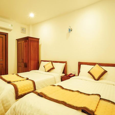 Thanh Thanh Hotel Куи Нхон Екстериор снимка