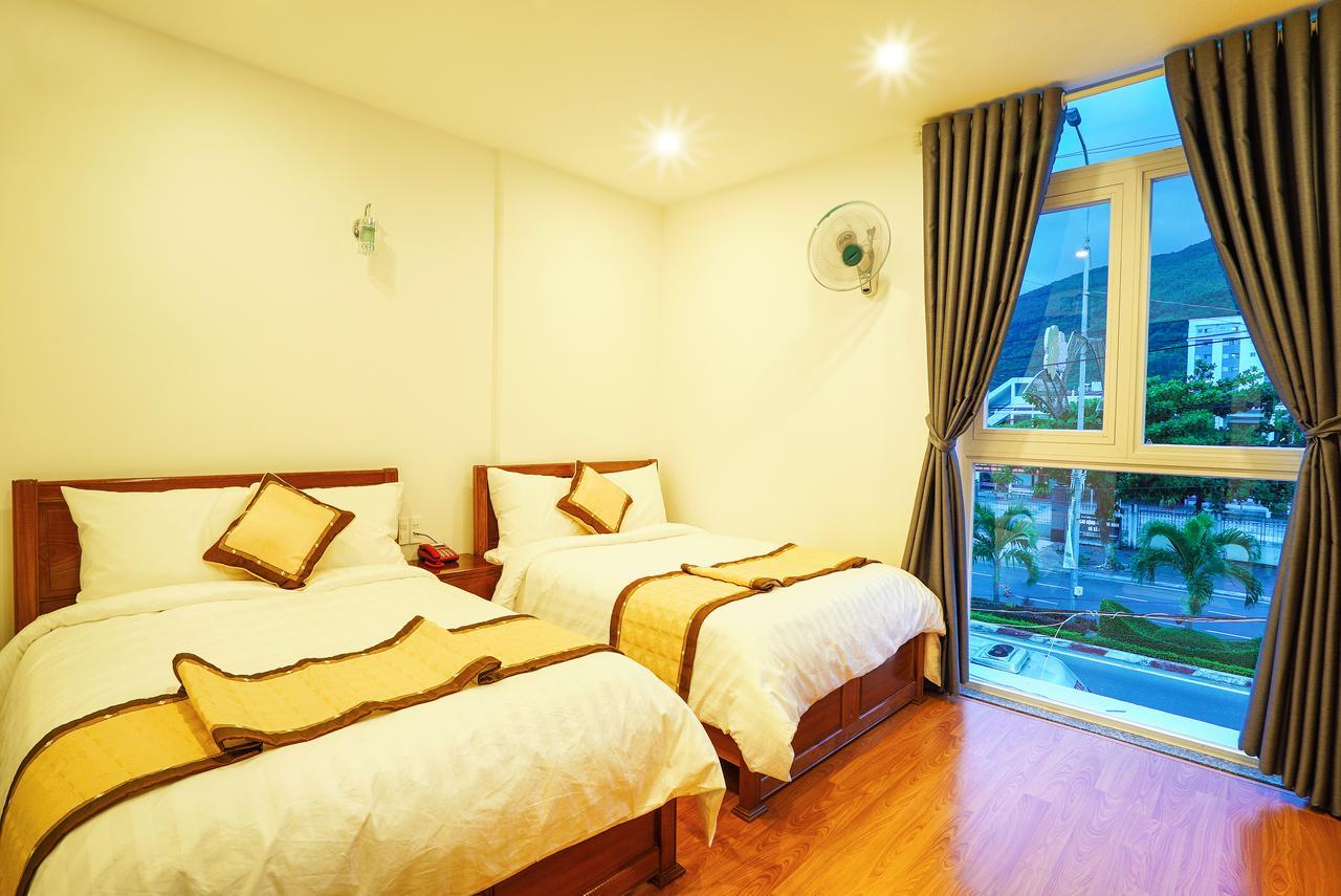 Thanh Thanh Hotel Куи Нхон Екстериор снимка