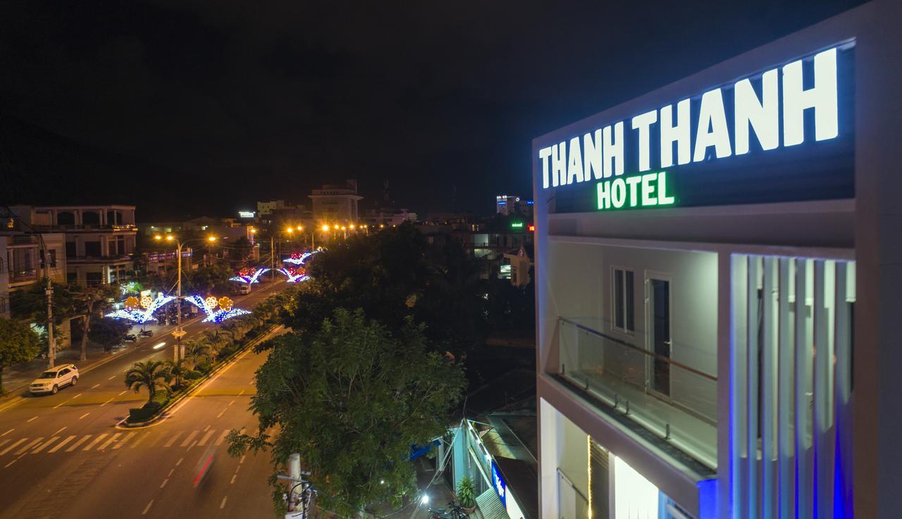 Thanh Thanh Hotel Куи Нхон Екстериор снимка