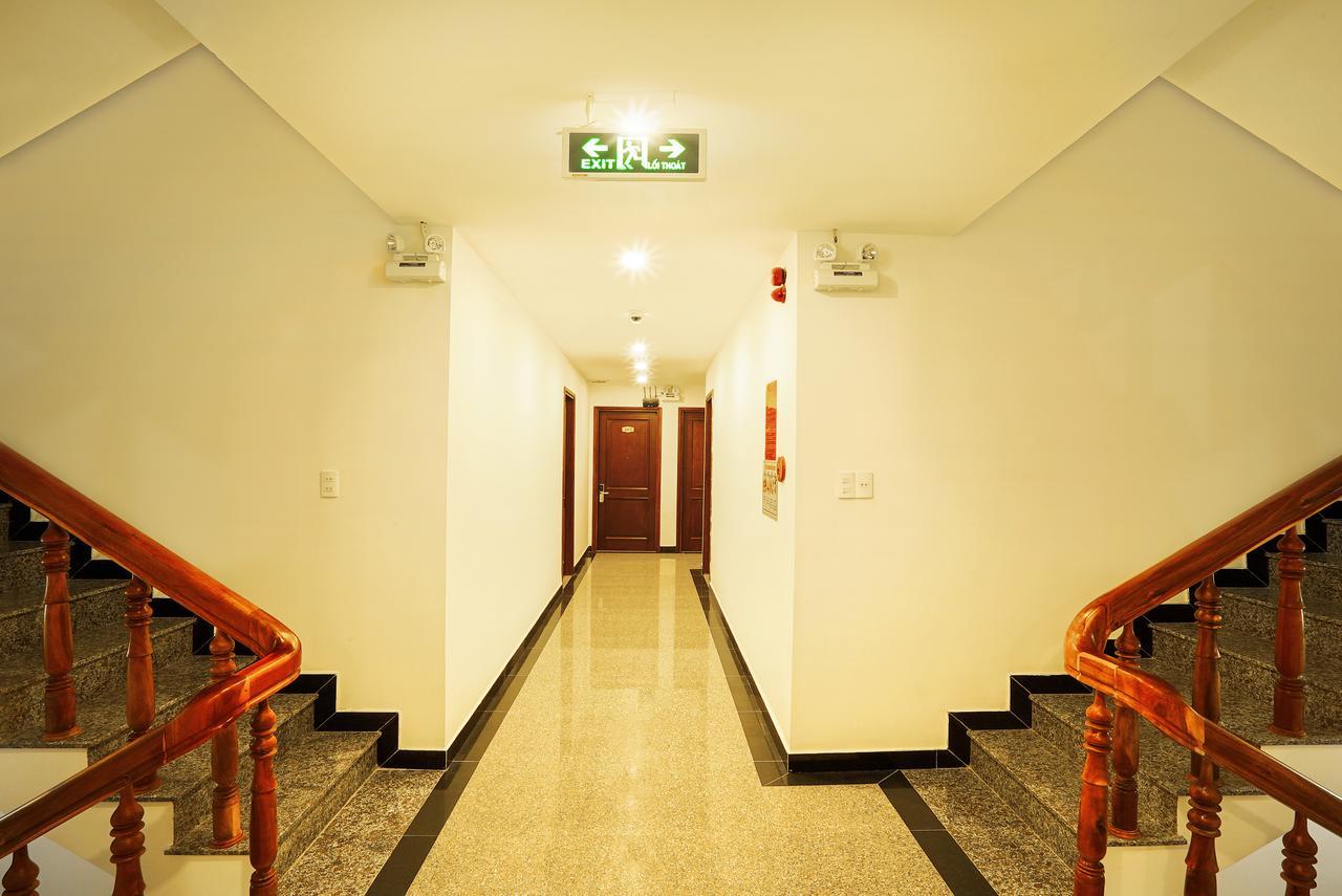 Thanh Thanh Hotel Куи Нхон Екстериор снимка