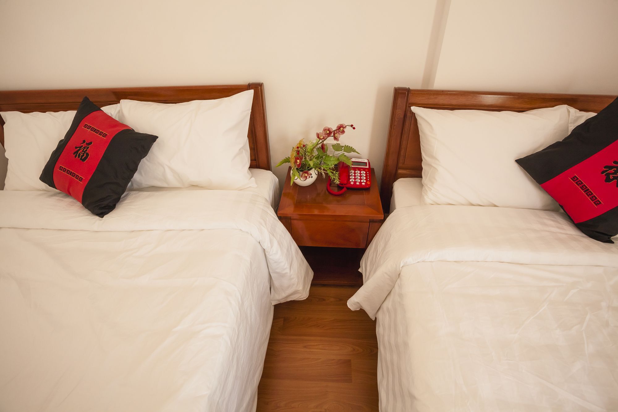 Thanh Thanh Hotel Куи Нхон Екстериор снимка