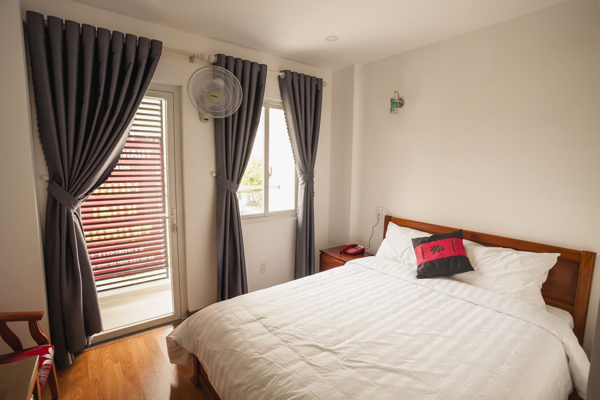 Thanh Thanh Hotel Куи Нхон Екстериор снимка