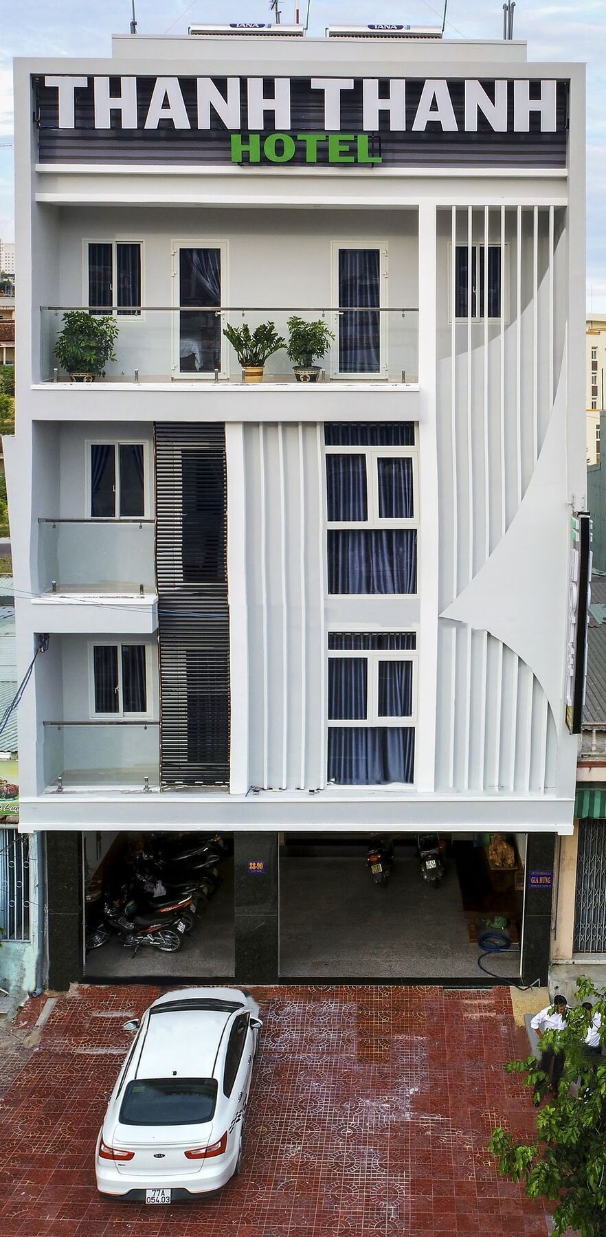 Thanh Thanh Hotel Куи Нхон Екстериор снимка