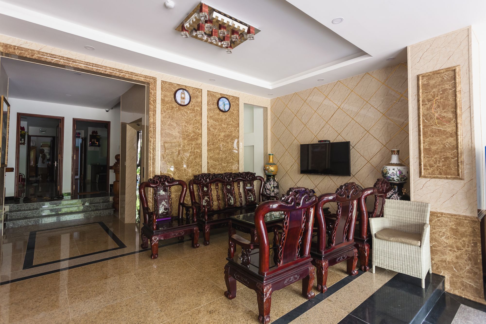 Thanh Thanh Hotel Куи Нхон Екстериор снимка