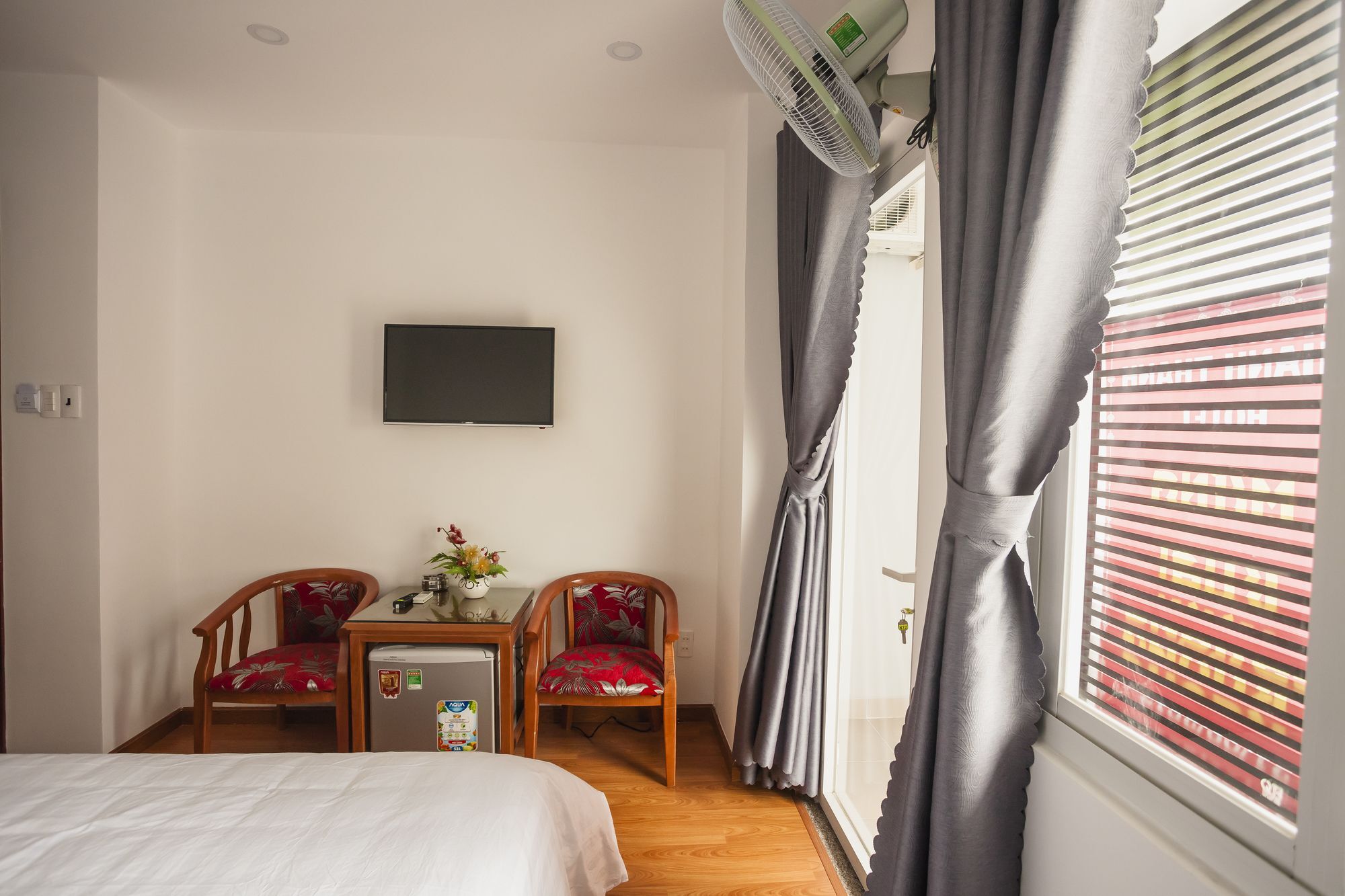 Thanh Thanh Hotel Куи Нхон Екстериор снимка