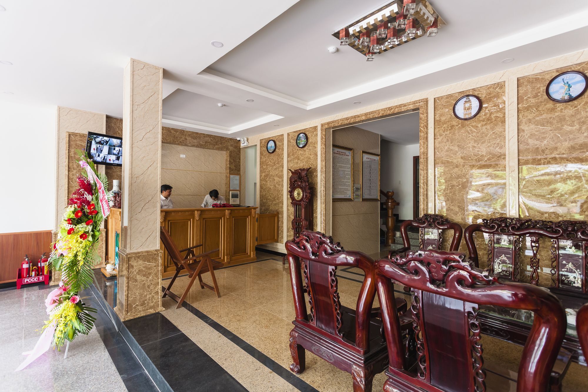 Thanh Thanh Hotel Куи Нхон Екстериор снимка